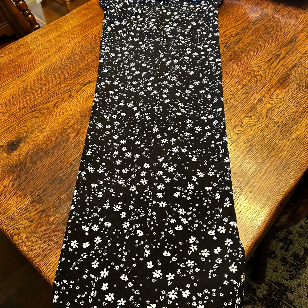 Wide leg pants! Black/white flowers! Would really look cute with a crop top!